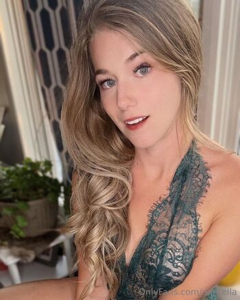 Miri_Ella