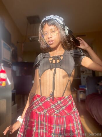 miss_perona