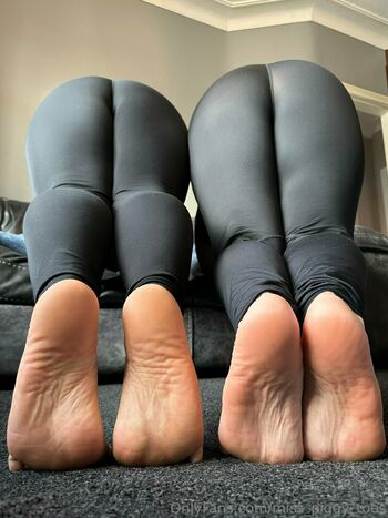 miss_piggy_toes