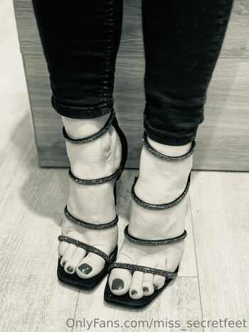 miss_secretfeet