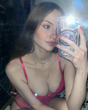 Misslushrose