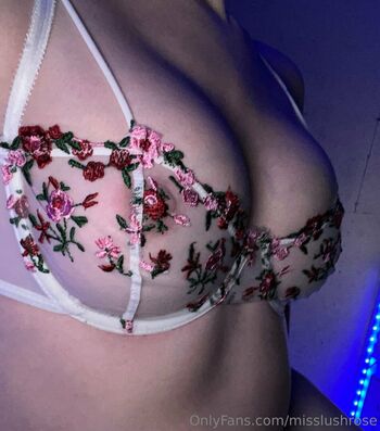 Misslushrose