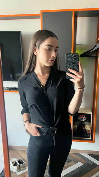 MissMikkaa