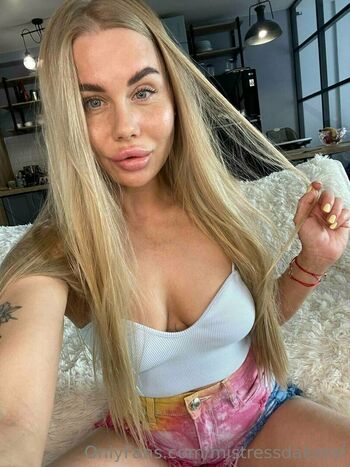 mistressdakotaf