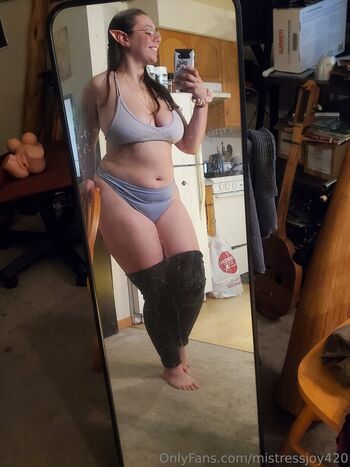 mistressjoy420