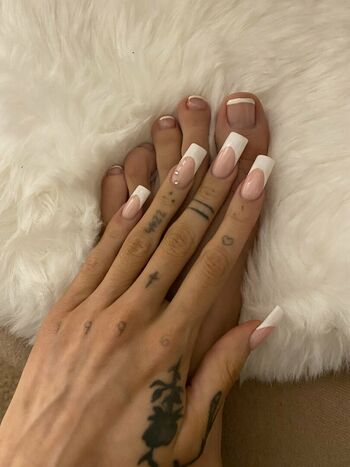 MistressLilyMay
