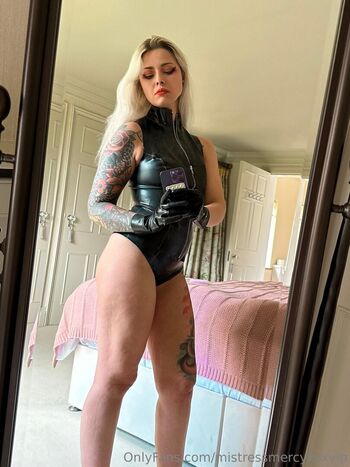 mistressmercyxoxvip