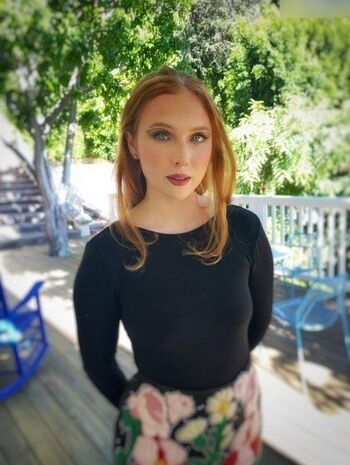 Molly C Quinn