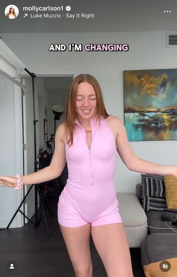 Molly Carlson