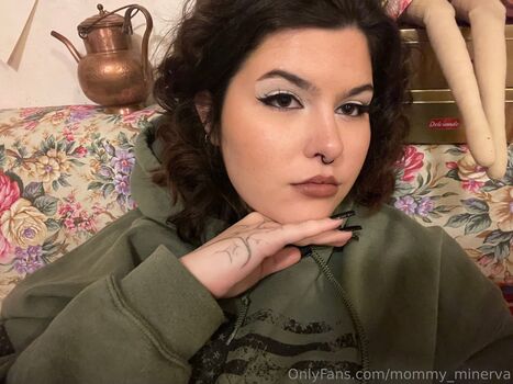 mommy_minerva