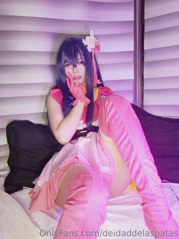 Momoiro Cosplay