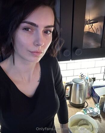 monica_de_mistress