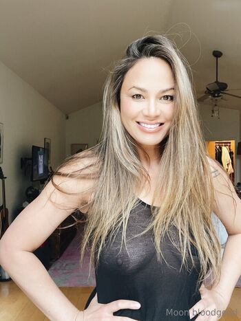 Moon Bloodgood