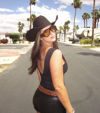 morganoliviaweaver