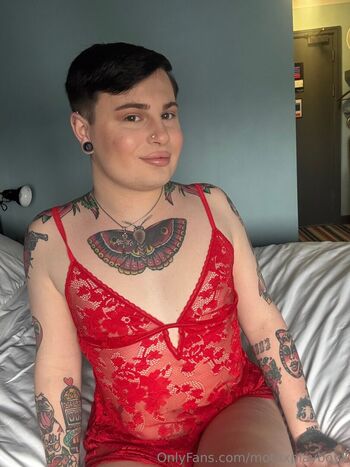 mothxplayboyx