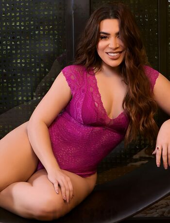 Naiara Azevedo