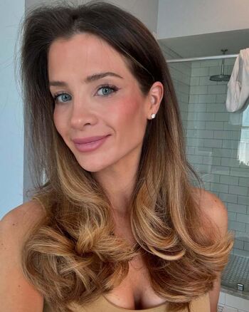 Naomie Olindo