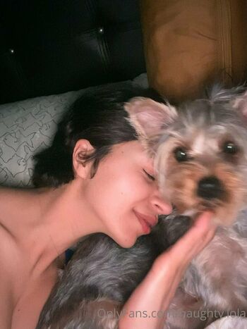 naughty.lola