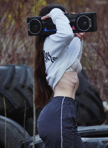 Naya Dickson