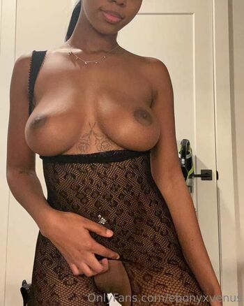 Negras Peitudas