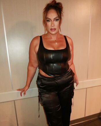 Nia Jax
