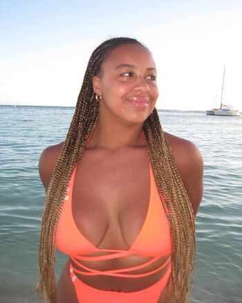 Nia Siux