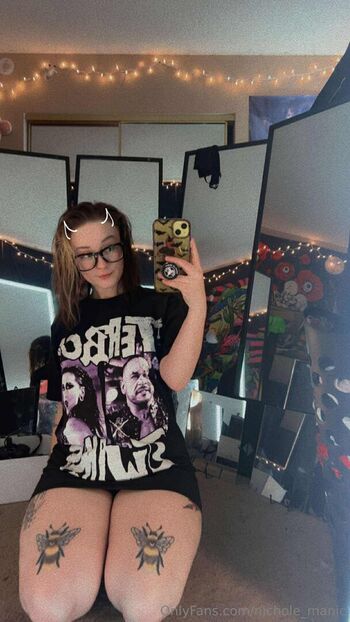 nichole_manic