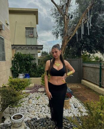 nicole_2n6