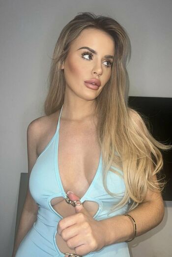 Nicole Farrell