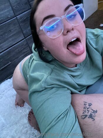 nicolette_xx