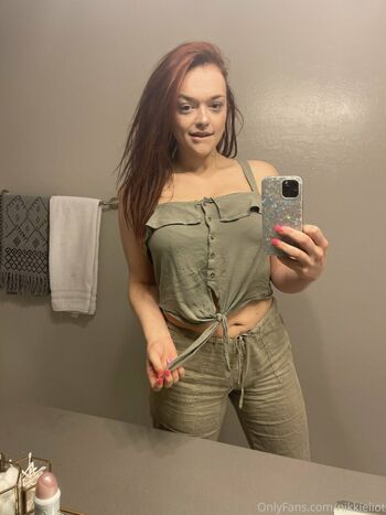 Nikki Eliot