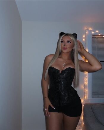 nikkidalessandro22