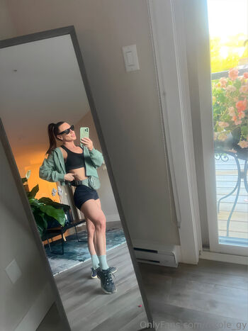 nikole_gy