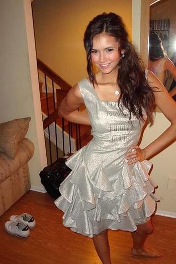 Nina Dobrev