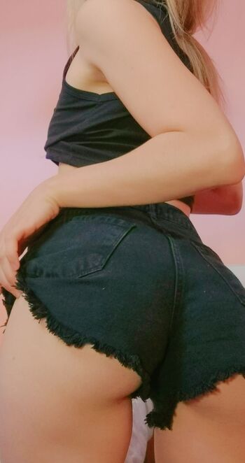 Nina Pig