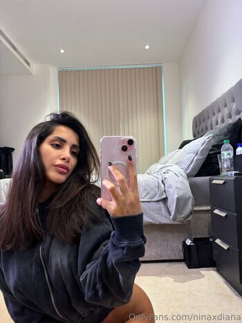 ninaxdiana