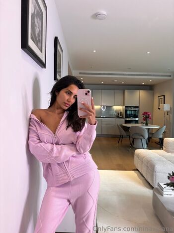 ninaxdiana