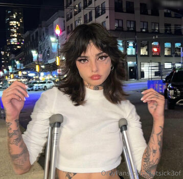 Notsick3 - Keaton Belle
