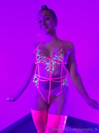nympho_lil