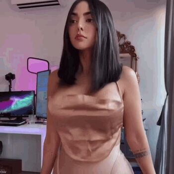 Nyvi Estephan