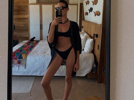 Odette Annable