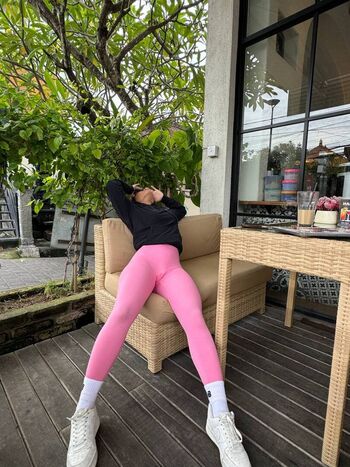 Okyyoliviaa