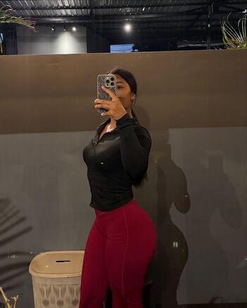 Okyyoliviaa