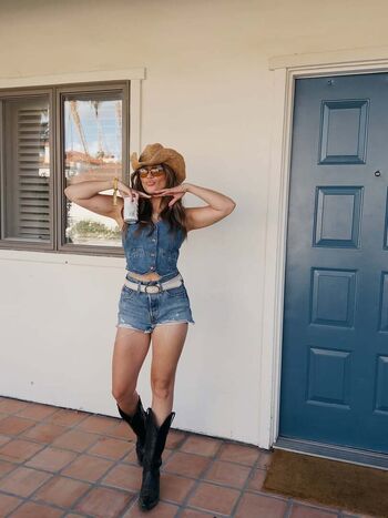 Olivia Holt