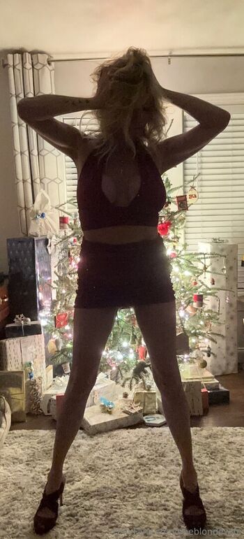 oneblondewife