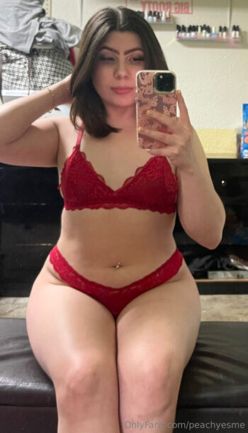 onlypeachyfans