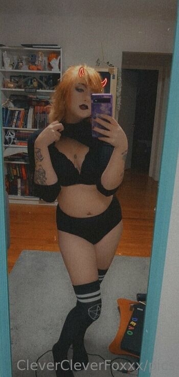 p3achyfoxxxfree