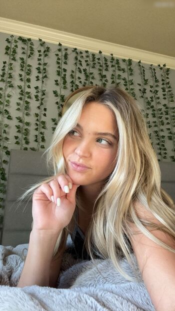 Paige Mackenzie