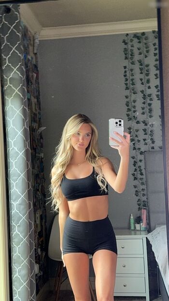 Paige Mackenzie