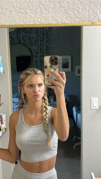 Paige Mackenzie